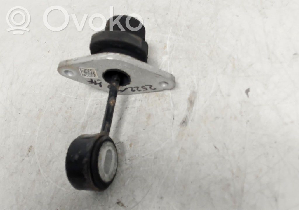 Audi A4 S4 B9 8W Engine mounting bracket 
