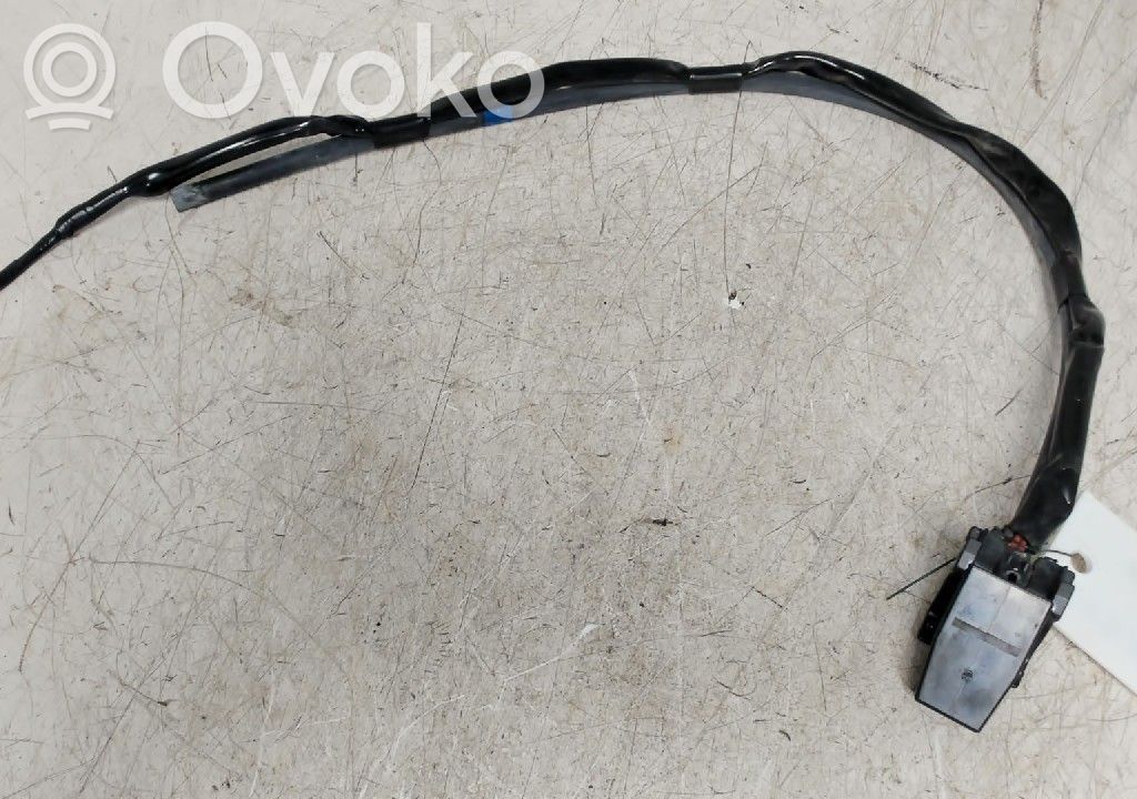 Toyota RAV 4 (XA50) Dysza spryskiwacza szyby przedniej / czołowej 
