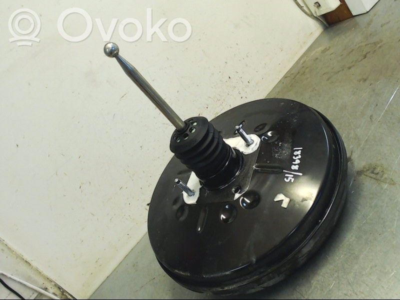 Volkswagen PASSAT B8 Servofreno