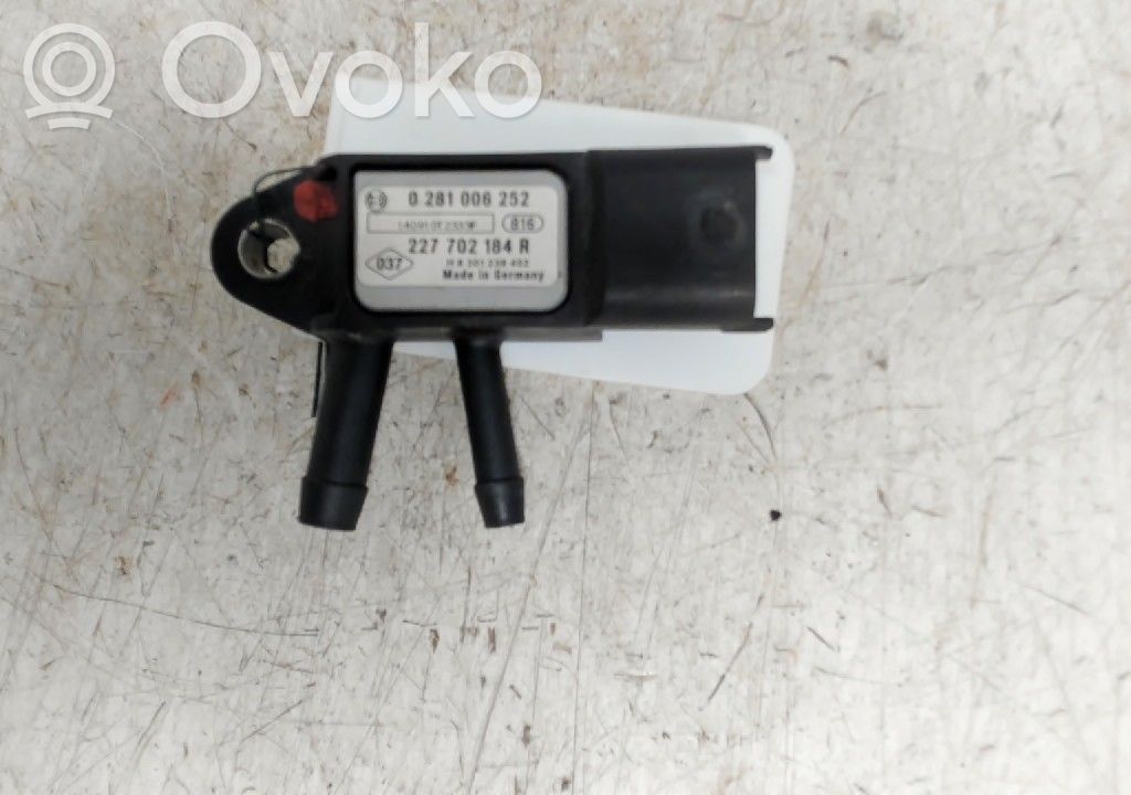 Nissan X-Trail T32 Sensor de temperatura del escape 