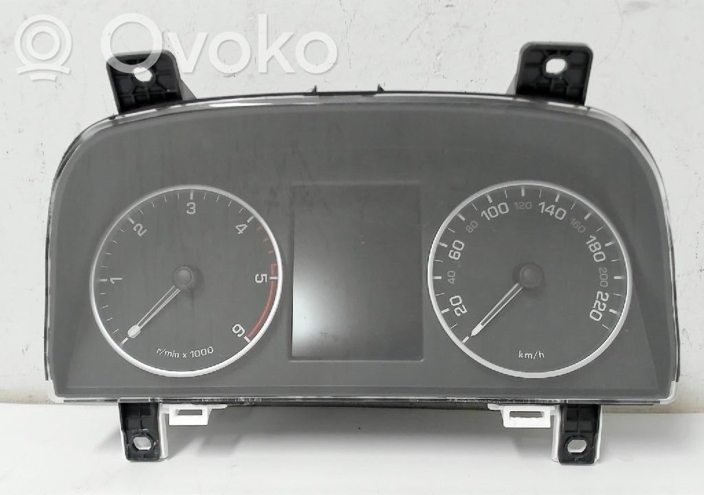 Land Rover Discovery 4 - LR4 Licznik / Prędkościomierz 