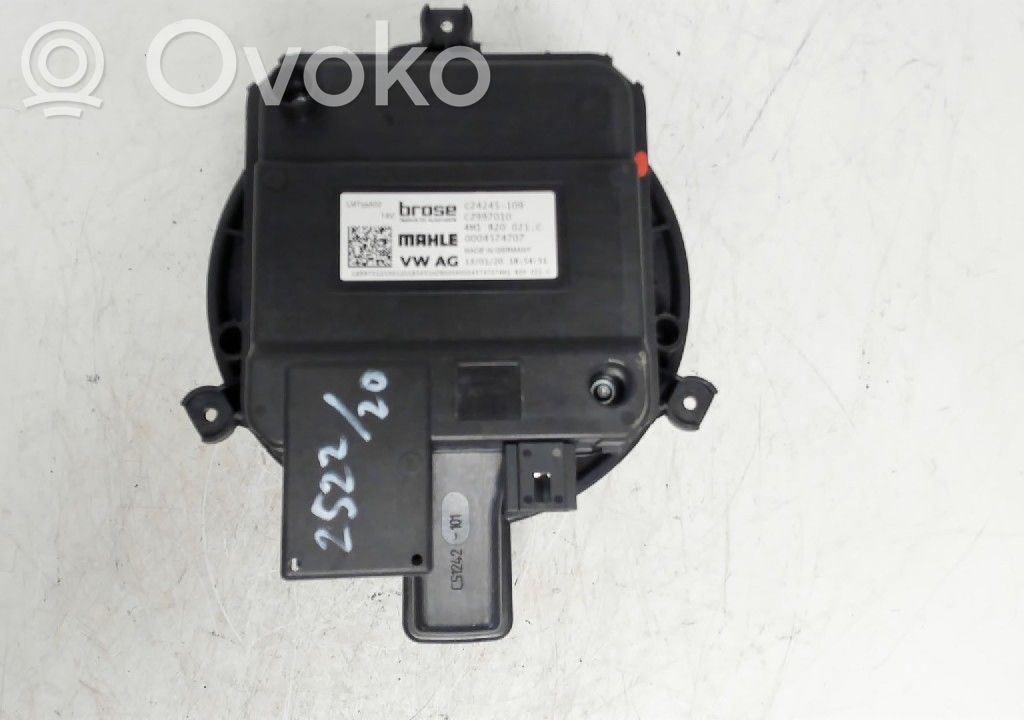 Audi A4 S4 B9 8W Ventilator aerotermă 