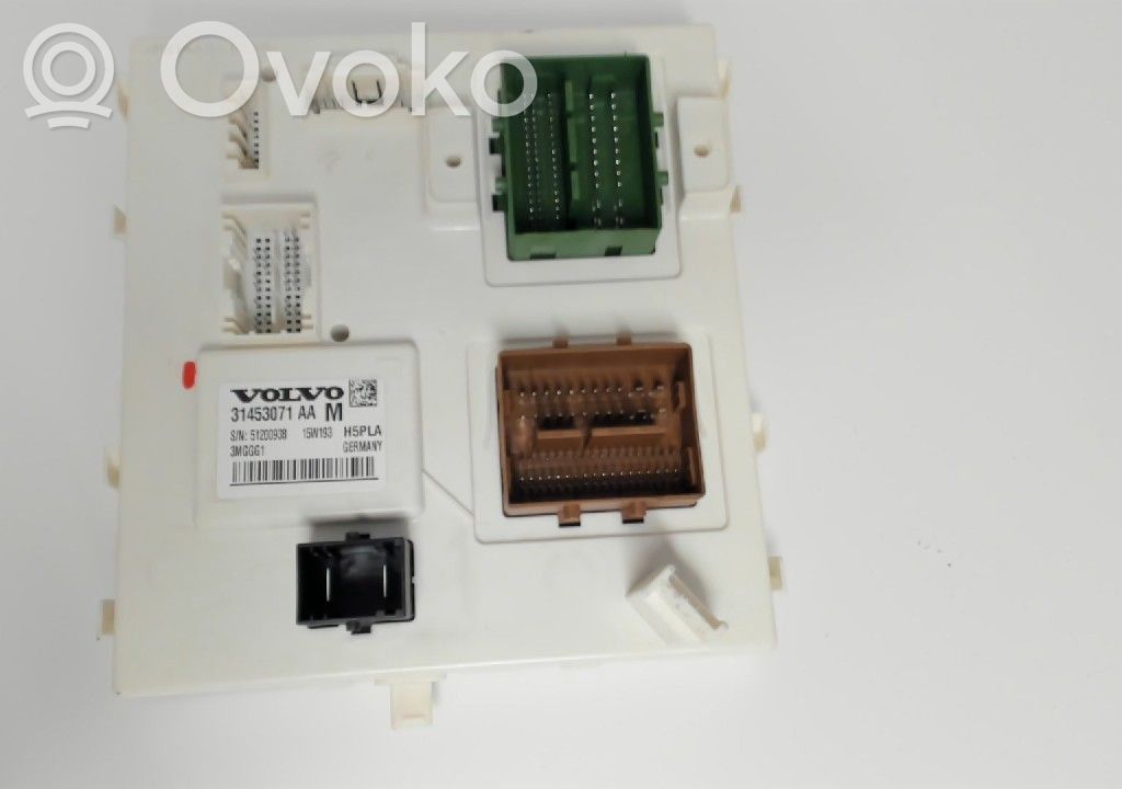 Mukavuusmoduuli   36003038,51200938,31453071