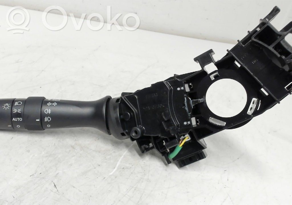 Subaru Outback (BS) Leva indicatori 