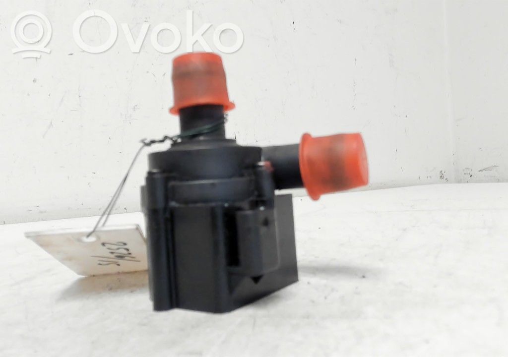 Volvo V70 Pompe à eau de liquide de refroidissement