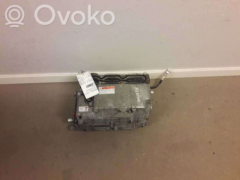 Inversor/convertidor de voltaje   G920049025,G920047190