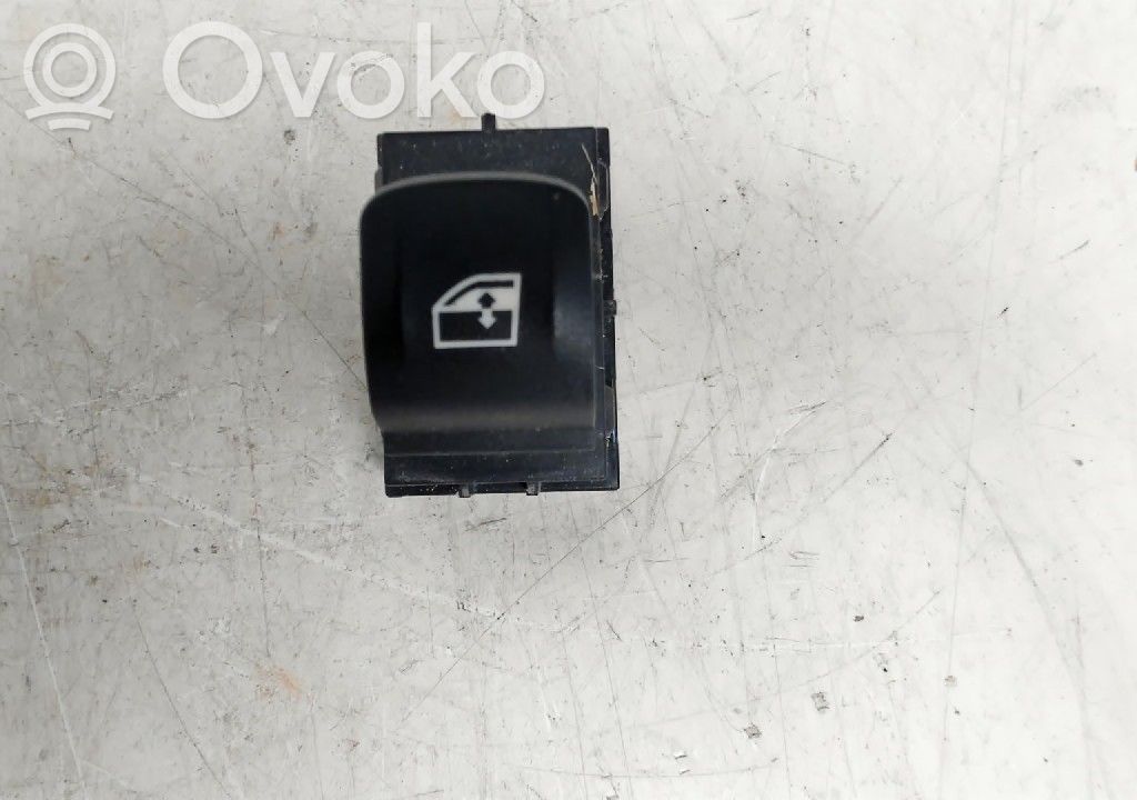 BMW 5 G30 G31 G38 Interruttore di controllo dell’alzacristalli elettrico 