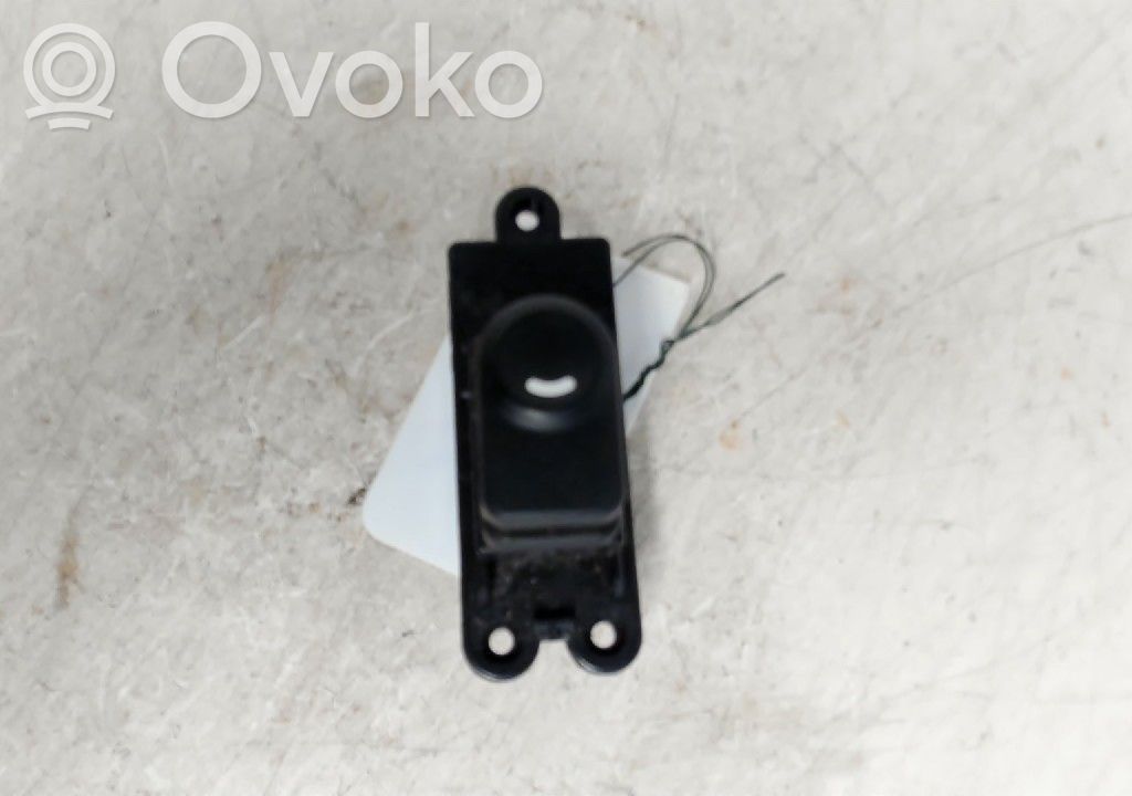 Hyundai i30 Comutator comandă geamuri electrice 