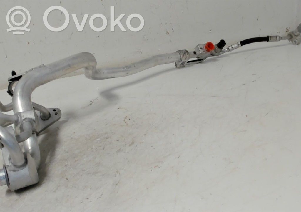 BMW 5 G30 G31 G38 Tubo flessibile aria condizionata (A/C)