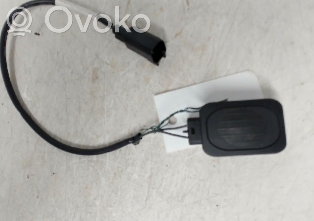Fiat Freemont Tailgate/boot open switch button 