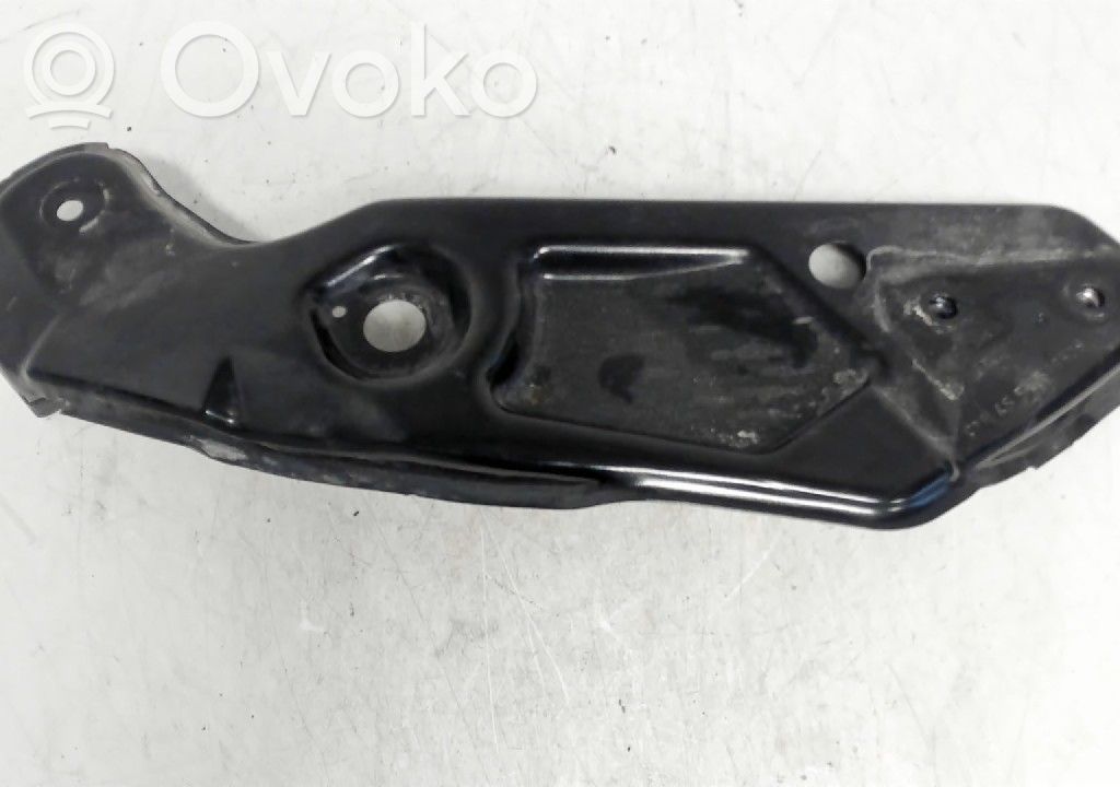 Seat Leon (5F) Ylempi jäähdyttimen ylätuen suojapaneeli 