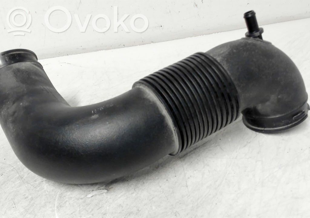 Ilmanoton letku   28130A8100,28130A8100