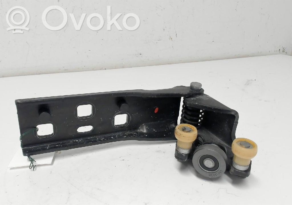 Renault Trafic III (X82) Guida/cerniera superiore del rullo del portellone scorrevole
