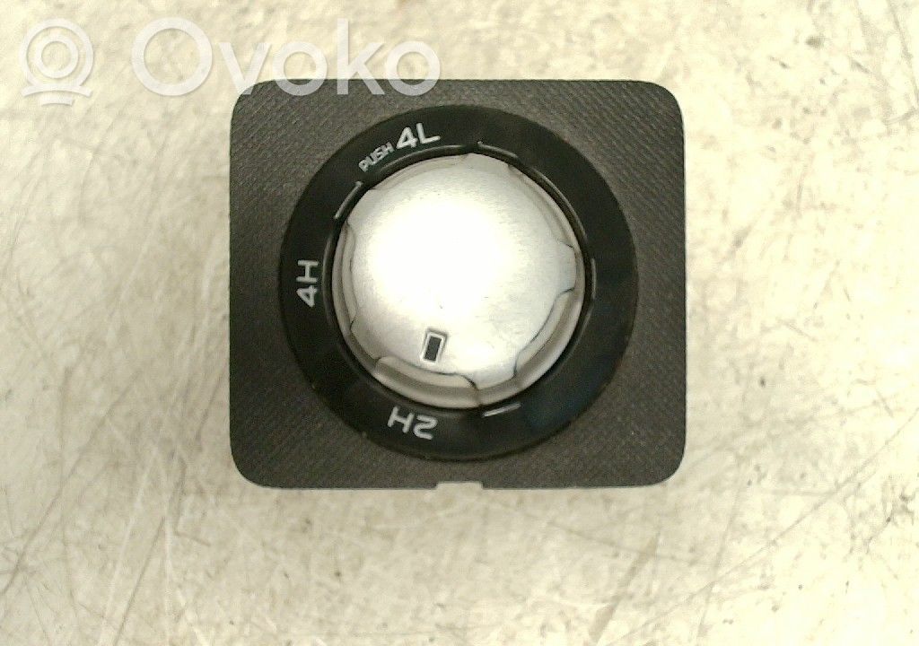 Isuzu D-Max Differential lock switch 
