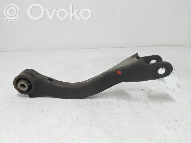 Subaru Levorg Querlenker hinten 