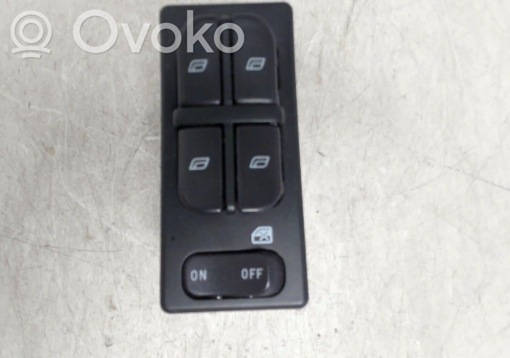 Electric window control switch   5547914,5547914
