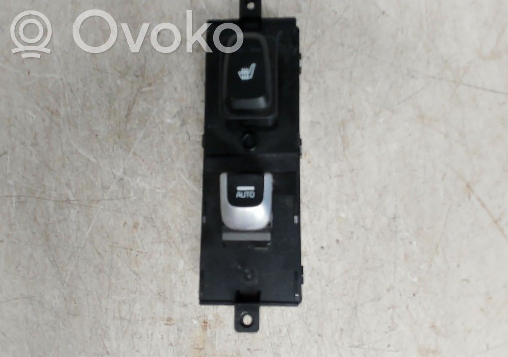 Electric window control switch   93580D4AH0BYF,93580D4AH0BYF