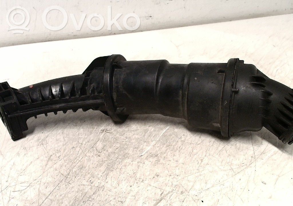 Volvo V70 Furtun/conductă intercooler 
