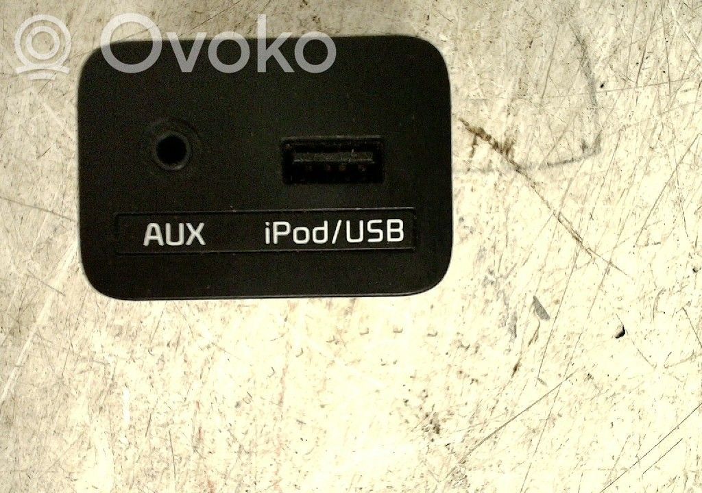 KIA Optima Enchufe conector USB 