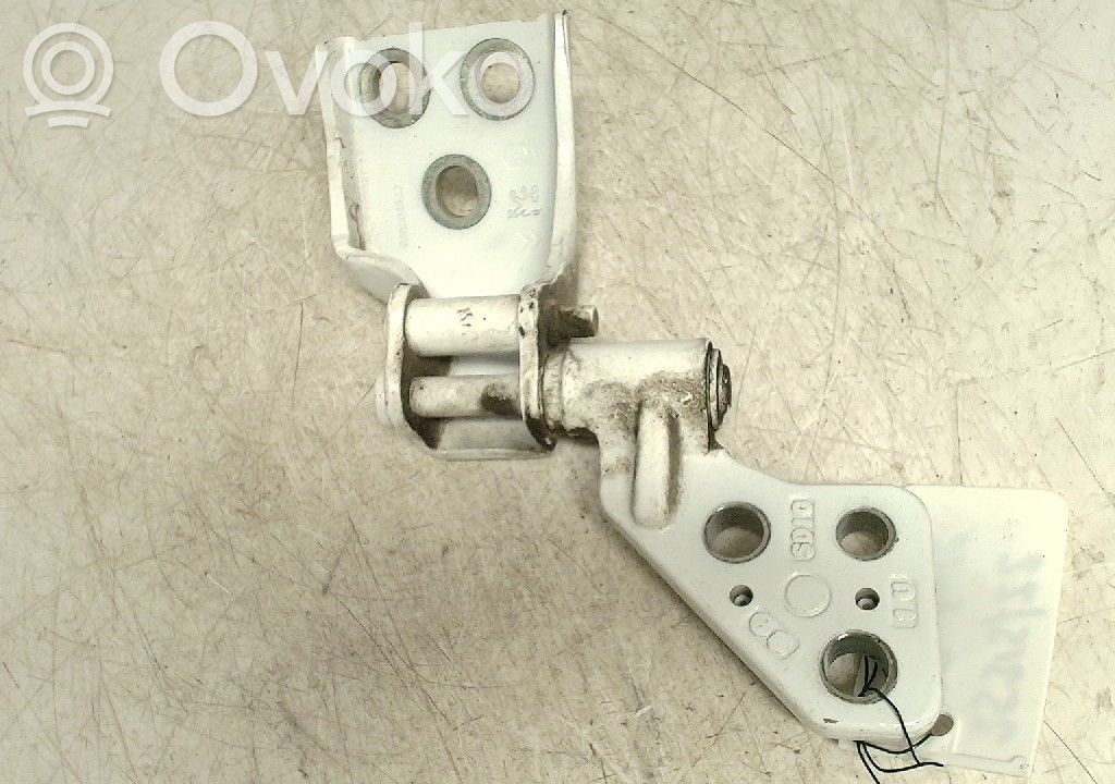 Peugeot Partner III Rear door upper hinge 
