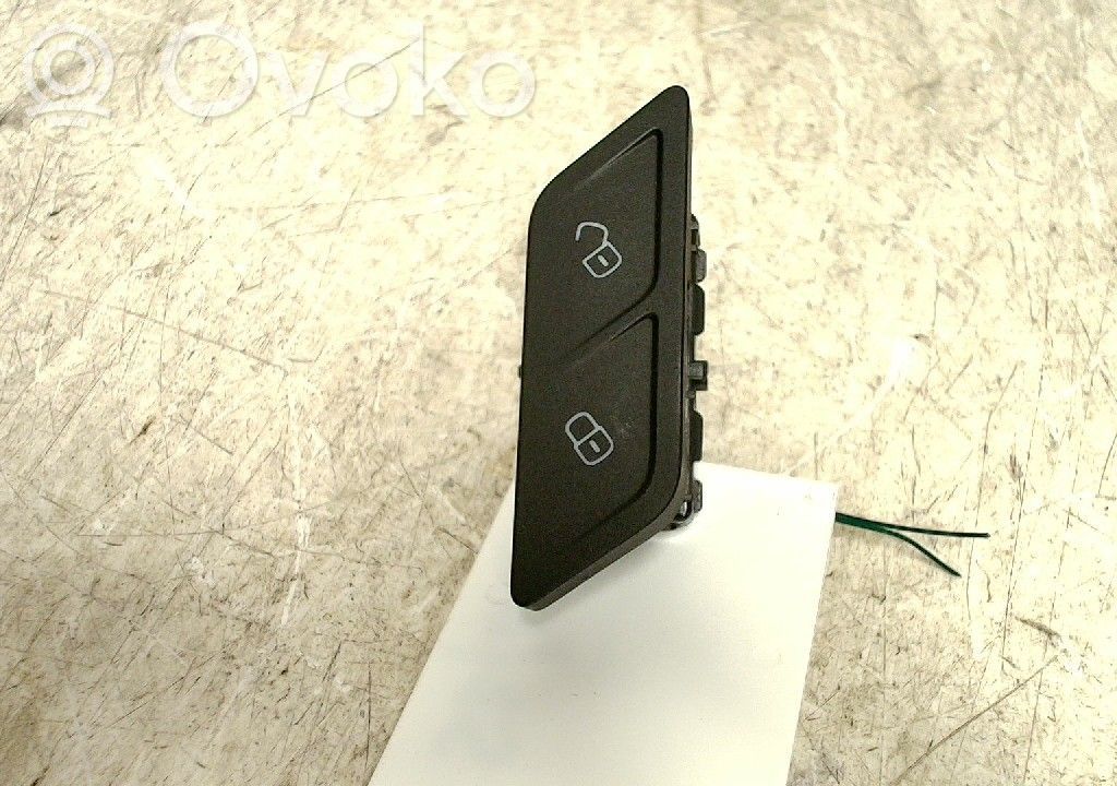 Volkswagen Caddy Central locking switch button 