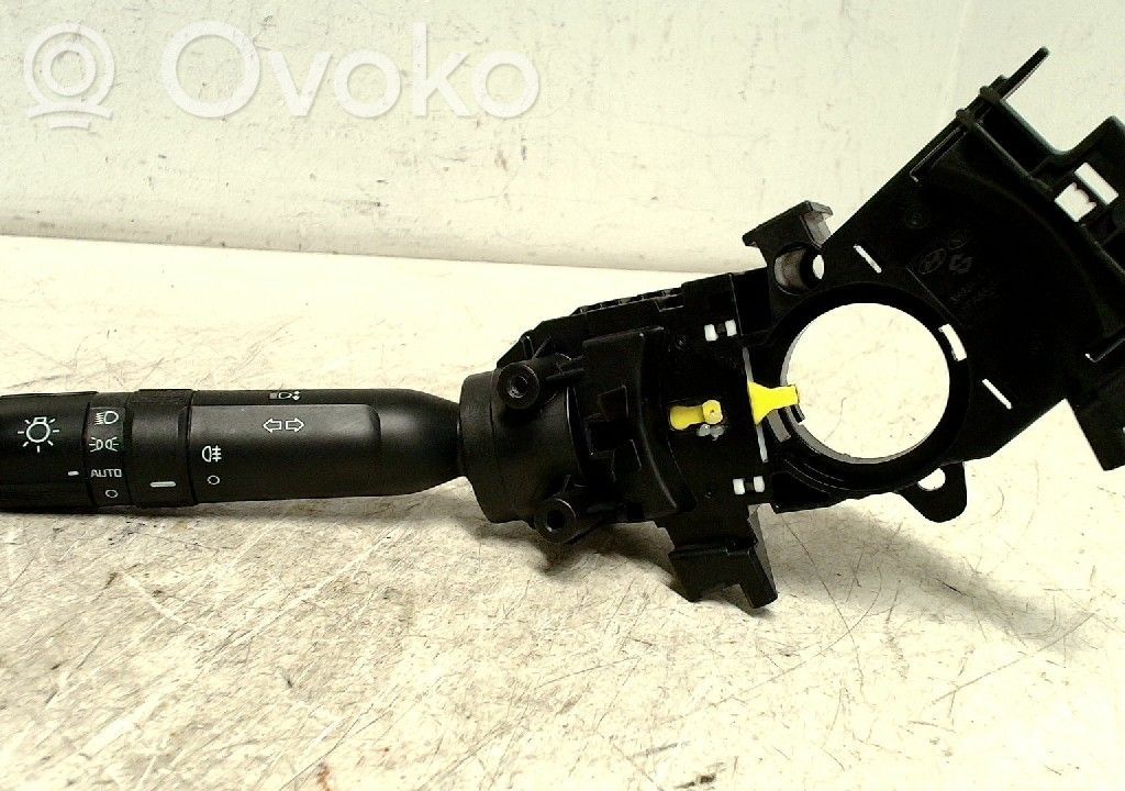 KIA Picanto Commodo de clignotant 
