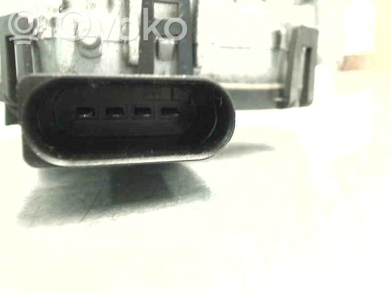 Wischermotor   1704578,0390241731BOSCH,4M5117508AA