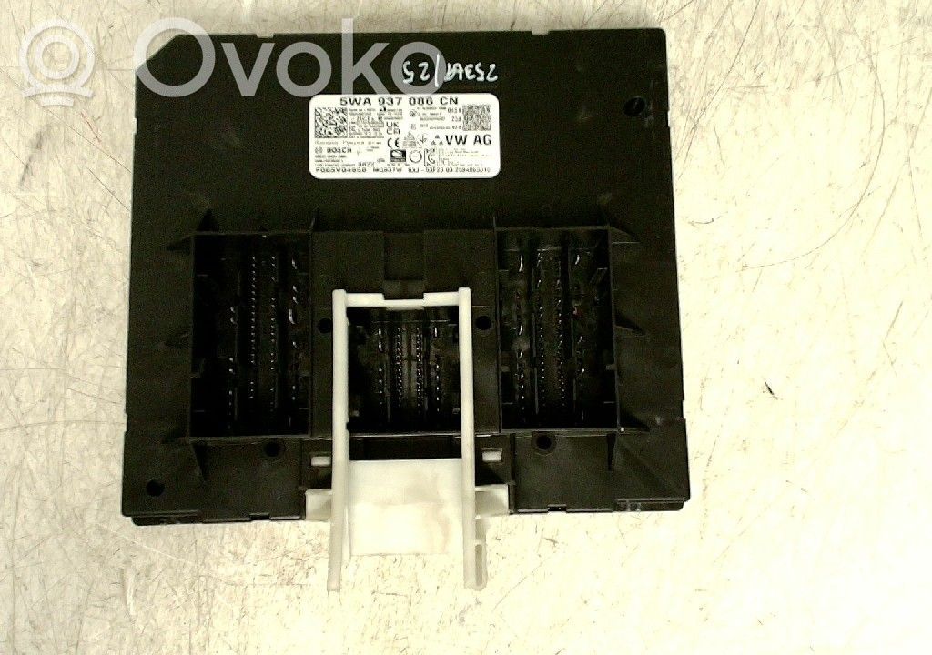 Volkswagen Caddy Module confort 