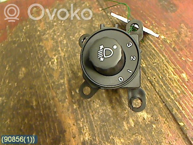 Panel lighting control switch   M30424