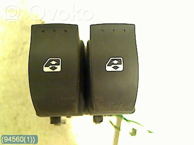 Nissan Primastar Electric window control switch 