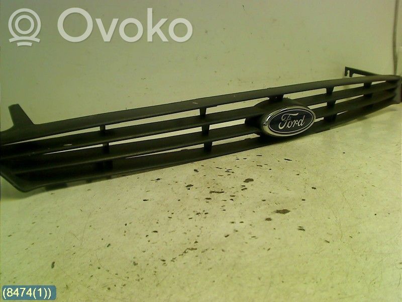 Ford Focus Apakšējais režģis (trīsdaļīgs) 
