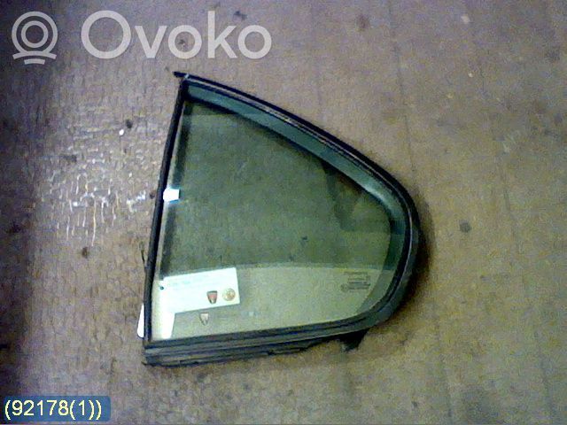Ventanilla de ventilación de la puerta trasera