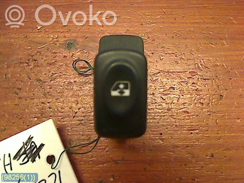 Renault Megane I Electric window control switch 