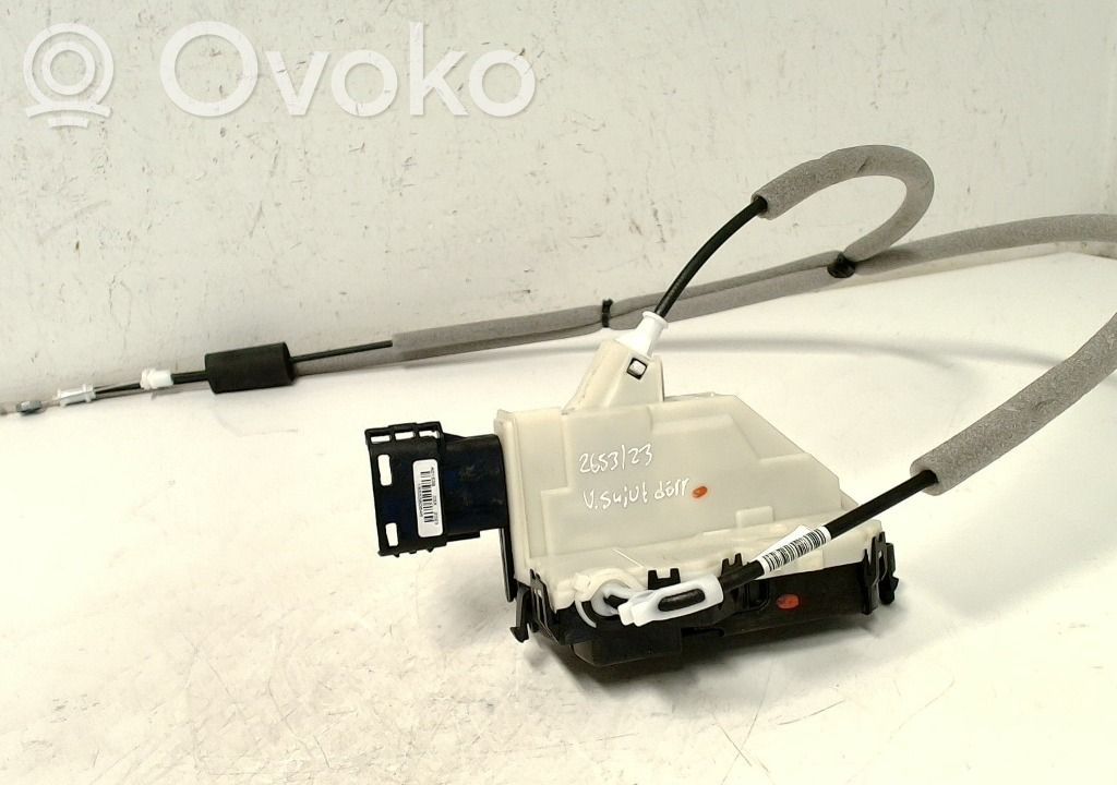 Opel Vivaro Priekinė durų spyna 
