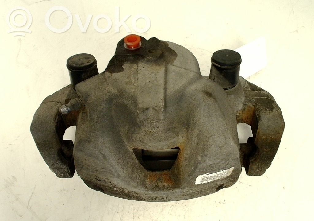 Opel Vivaro Zacisk hamulcowy przedni 