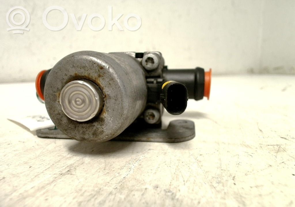 Volkswagen PASSAT B8 Vanne de régulation de chauffage