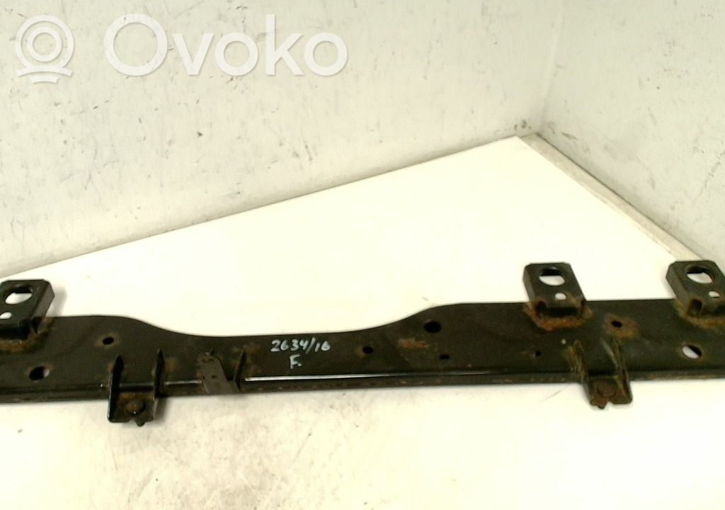 Nissan Qashqai Support, fixation radiateur