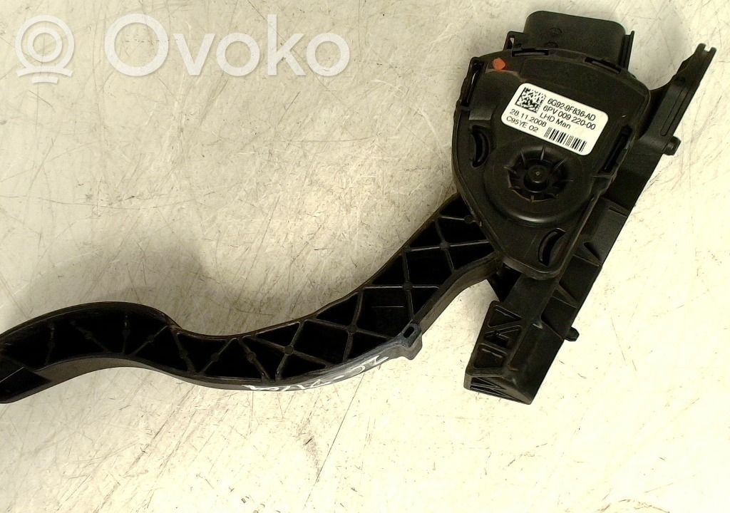 Volvo V70 Pedală accelerație 