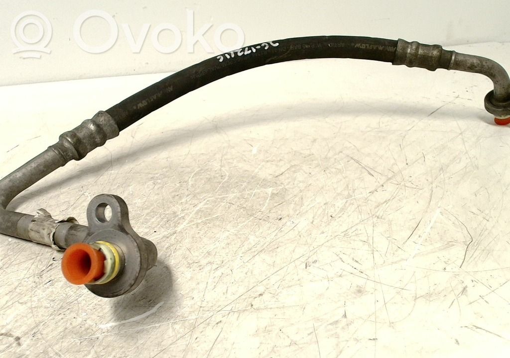 Volvo XC70 Manguera/tubo del aire acondicionado (A/C) 
