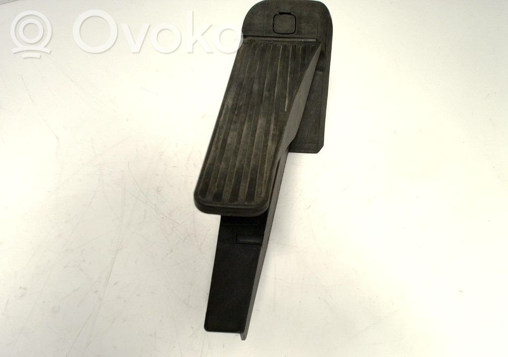 Volvo V90 Cross Country Pedale dell’acceleratore 