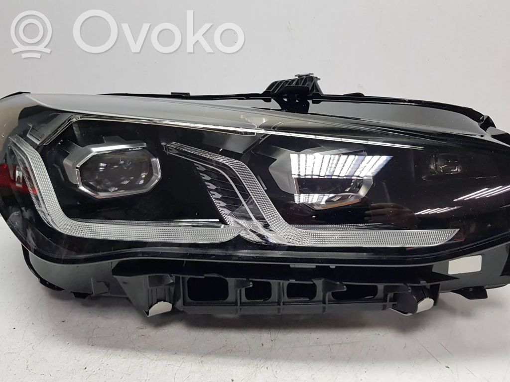 BMW 2 Active Tourer U06 Scheinwerfer 