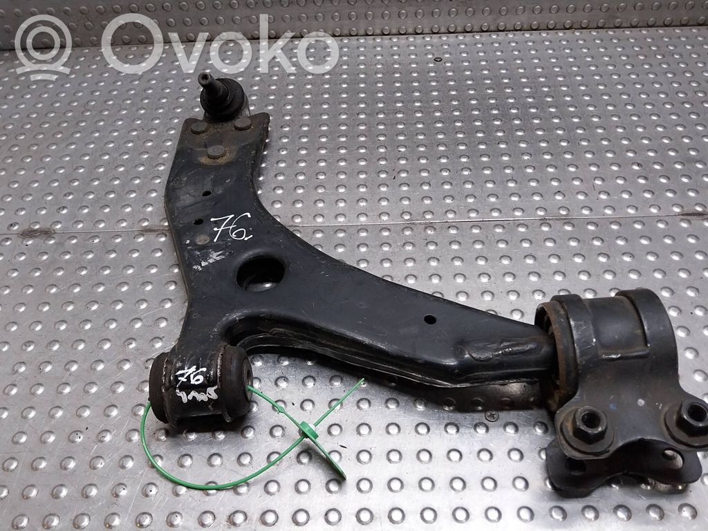 Ford C-MAX I Svira 