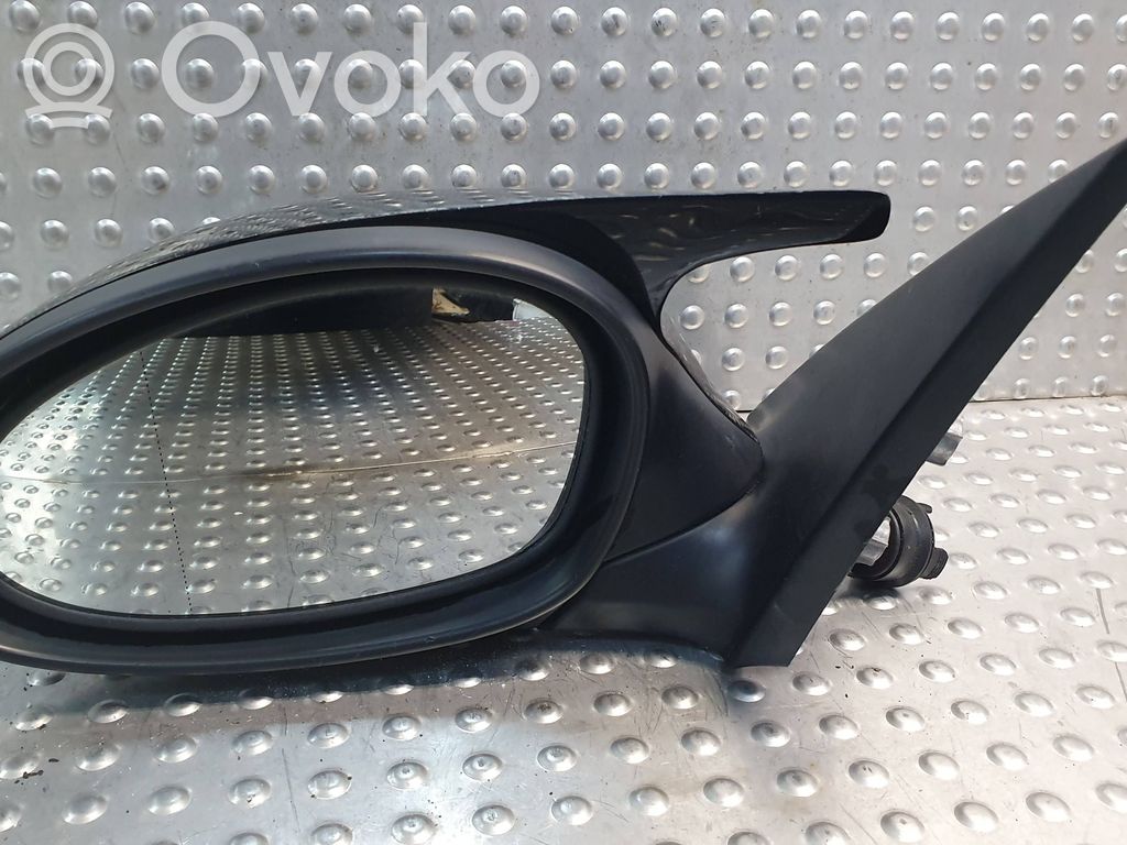 Front door electric wing mirror