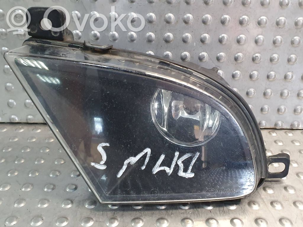 Miglas lukturis priekšā   7177712