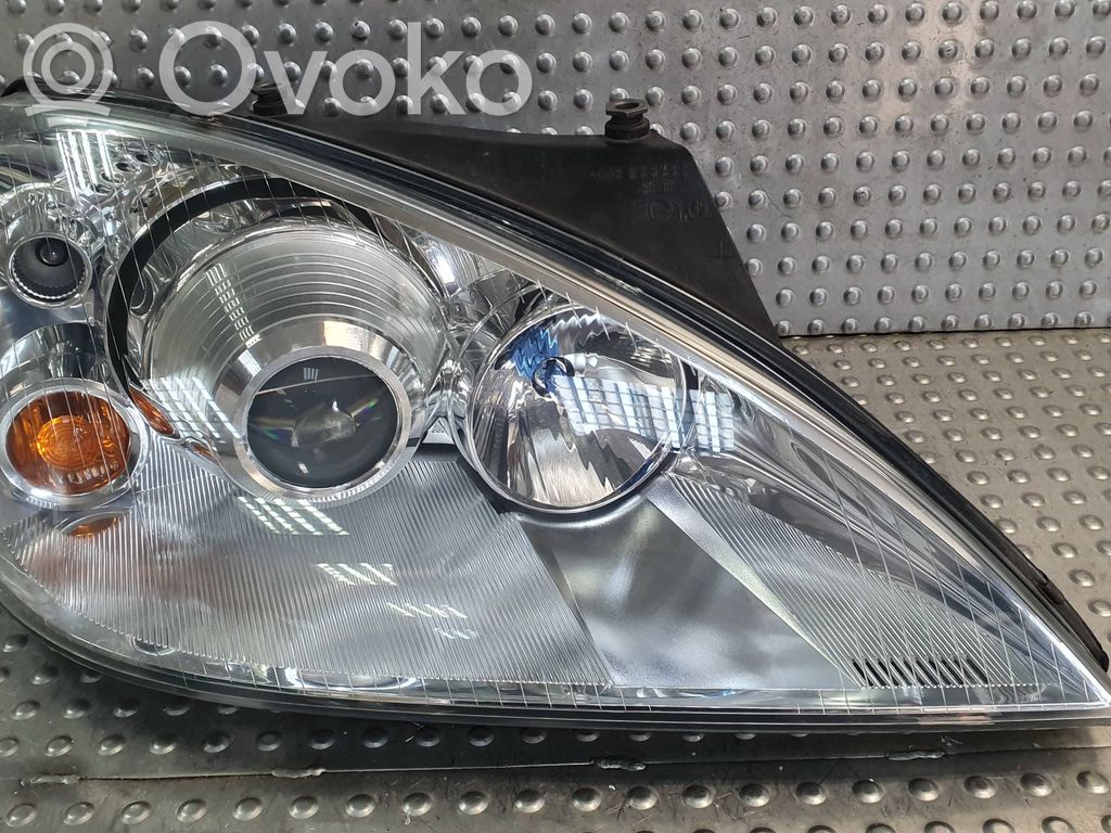 Ford Galaxy Headlight/headlamp 
