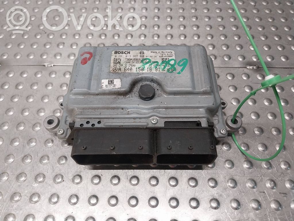 Mercedes-Benz A W169 Engine control unit/module 