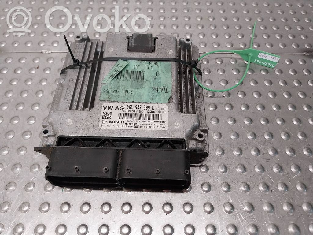 Audi A4 S4 B9 Engine control unit/module 