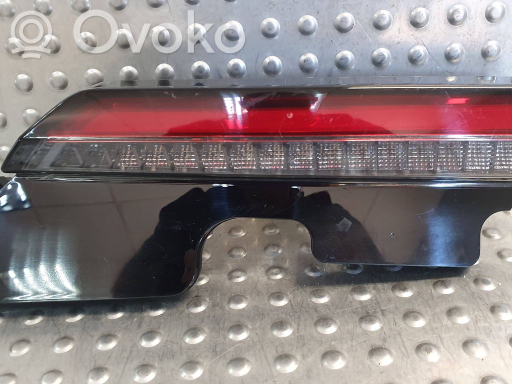 Volvo C40 Takaluukun takavalot 