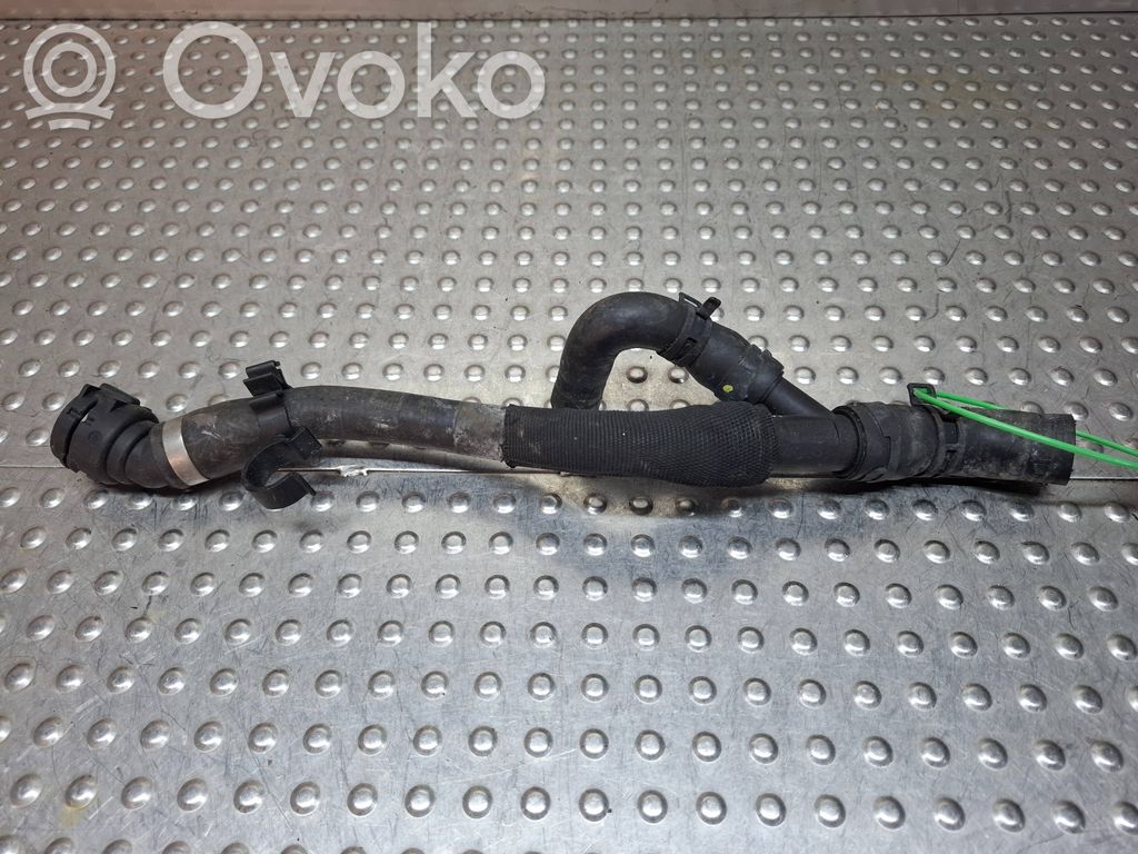 BMW 3 E90 E91 Conductă/furtun lichid de răcire motor 