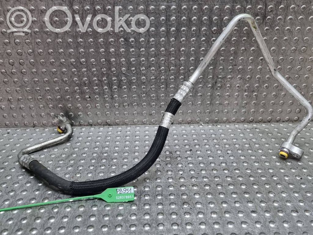 BMW X5 E70 Ilmastointilaitteen putki (A/C) 